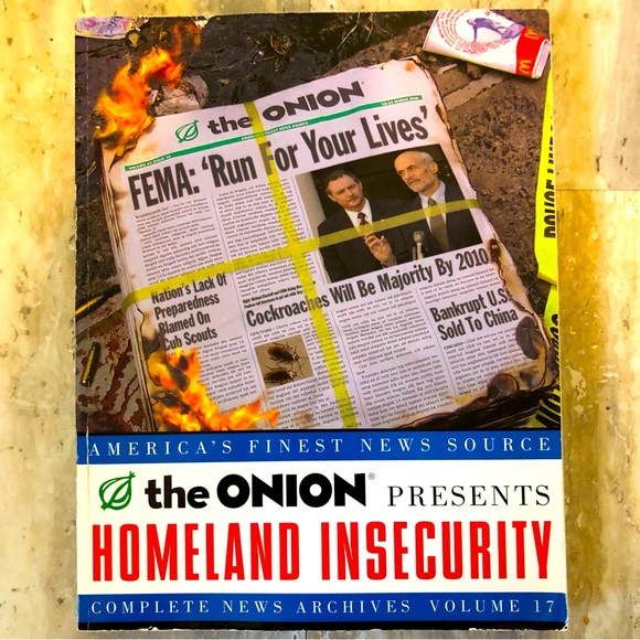 The Onion - Finest News Reporting, Homeland Insecurity and Our Dumb Century - Picture 7 of 13